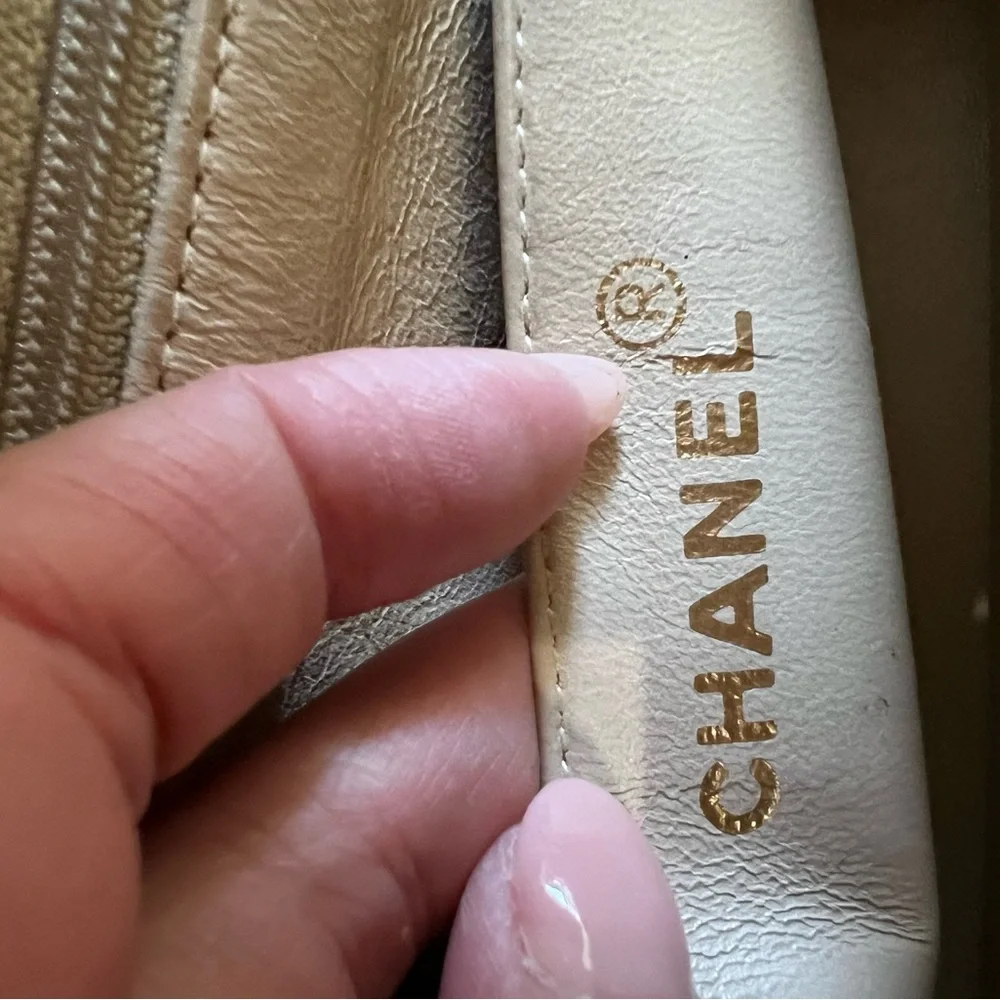 Vintage 24k gold & beige Chanel top handle crossbody - Picture 11 of 15